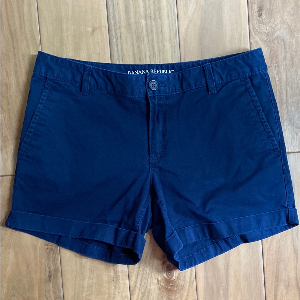 Banana Republic Women's size 4 Deep/Navy Blue Shorts